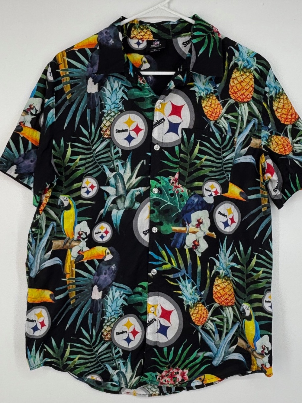 NFL Team Apparel Mens Medium Button Up Shirt Pittsburgh Steelers Tropical Birds